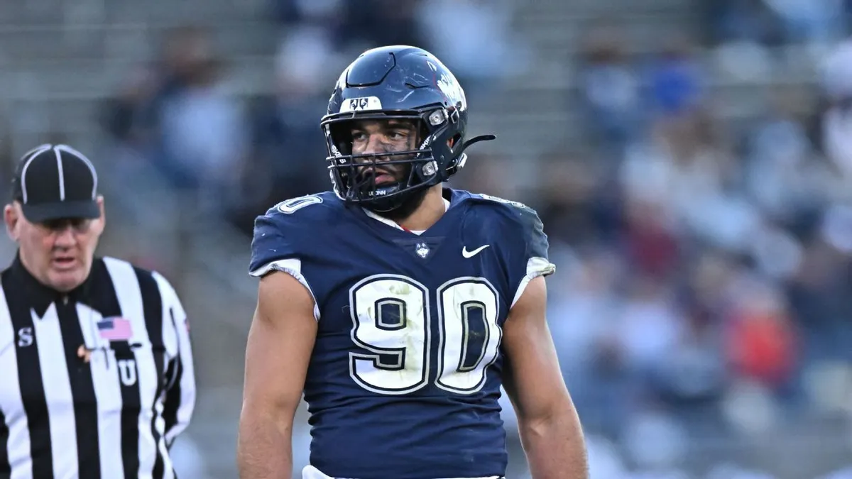 Pryce Yates, Football, undefined