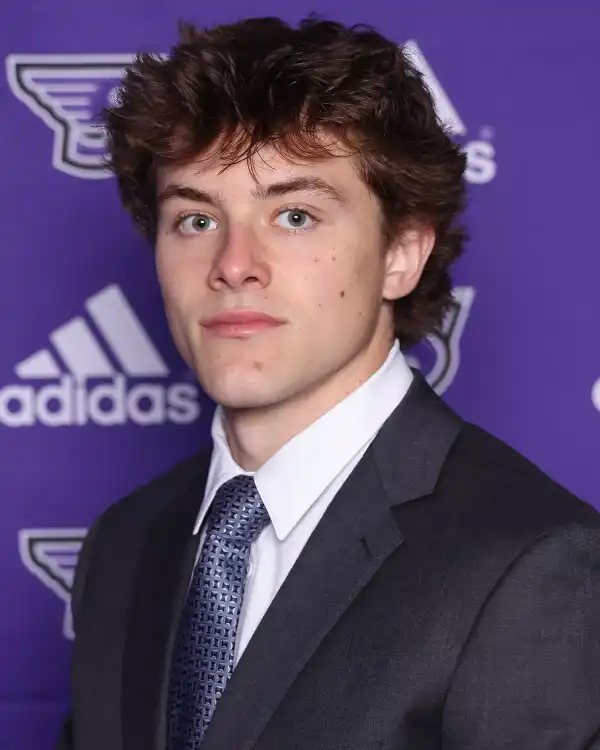 Adam Mahler, Hockey, Stonehill College