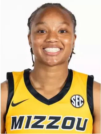 Londyn Oliphant, Basketball, undefined