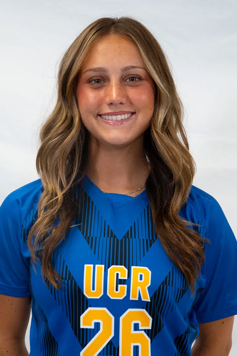 Sophia Takaki, Soccer, University of California, Riverside