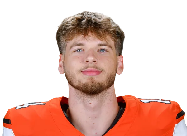 Cam Abshire, Football, University of Connecticut