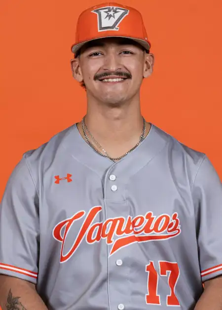 Steven Oliva, Baseball, University of Texas Rio Grande