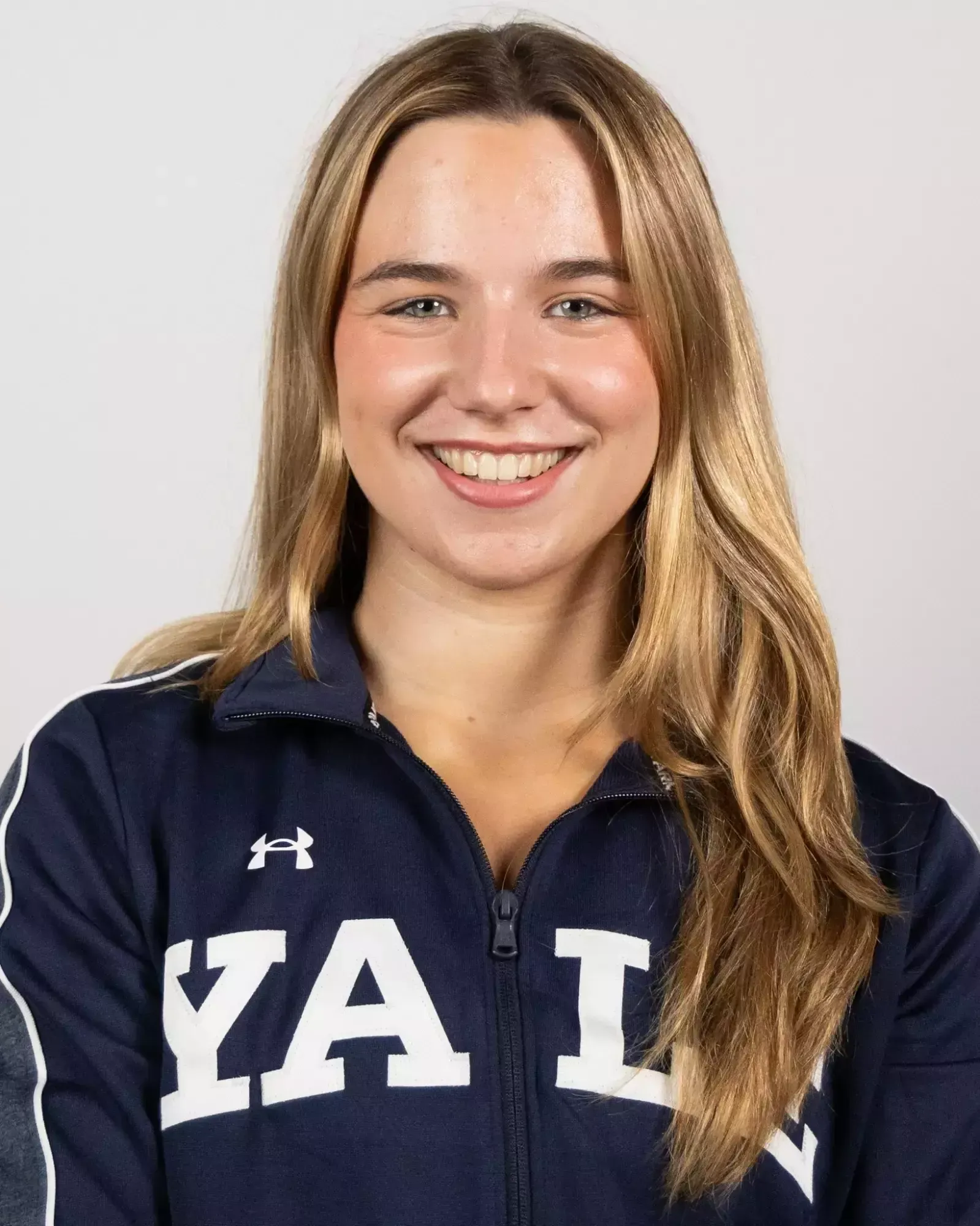 Lucy Walker, Swimming & Diving, Yale University