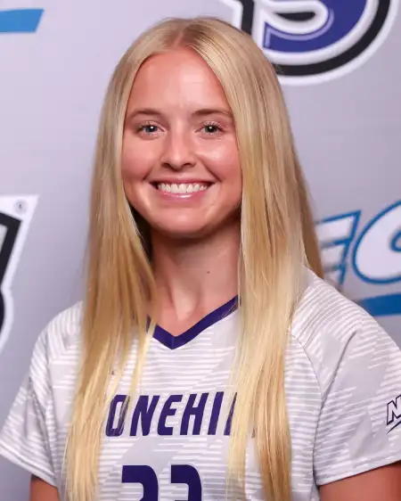 Kira Pomrinke, Soccer, Stonehill College