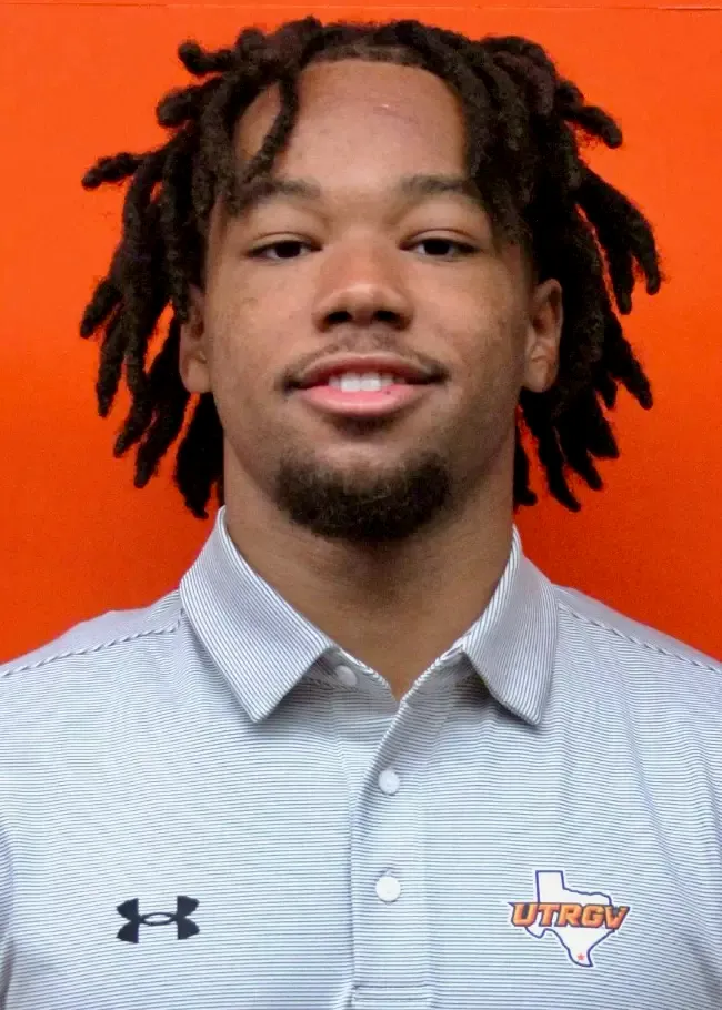 Aaron Andrews Jr., Football, undefined