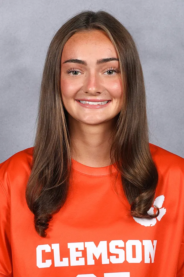 Elle Bissinger, Soccer, undefined