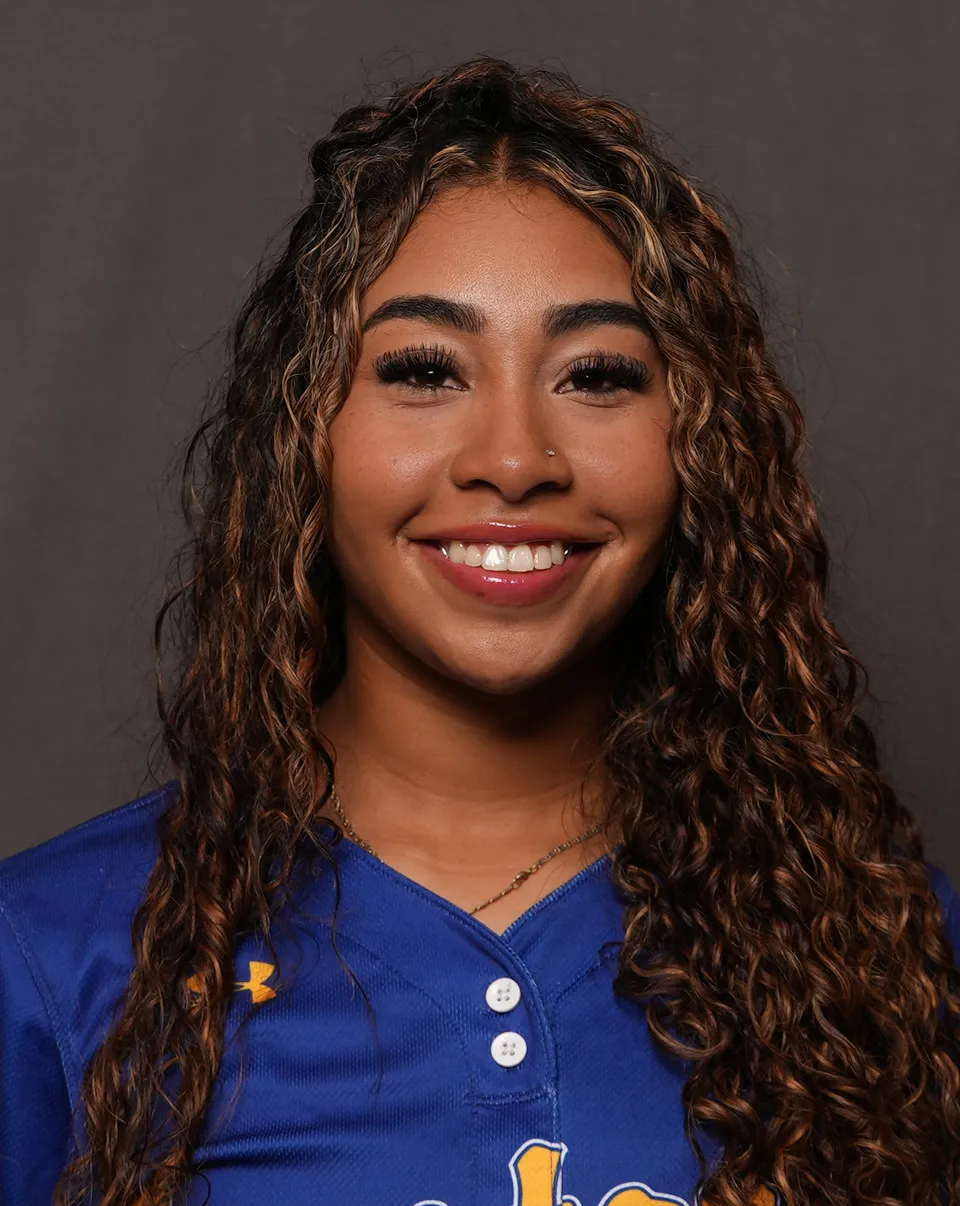 Ahmiya Noriega, Softball, undefined