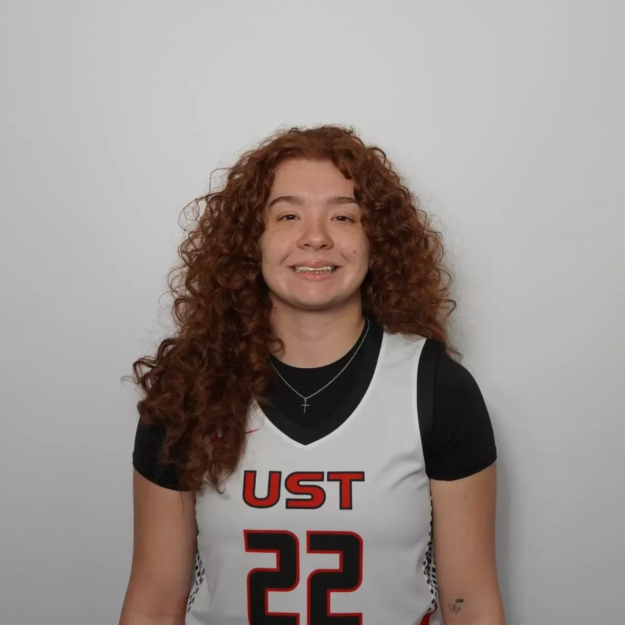 Laura Jones, Basketball, University of St. Thomas (TX)