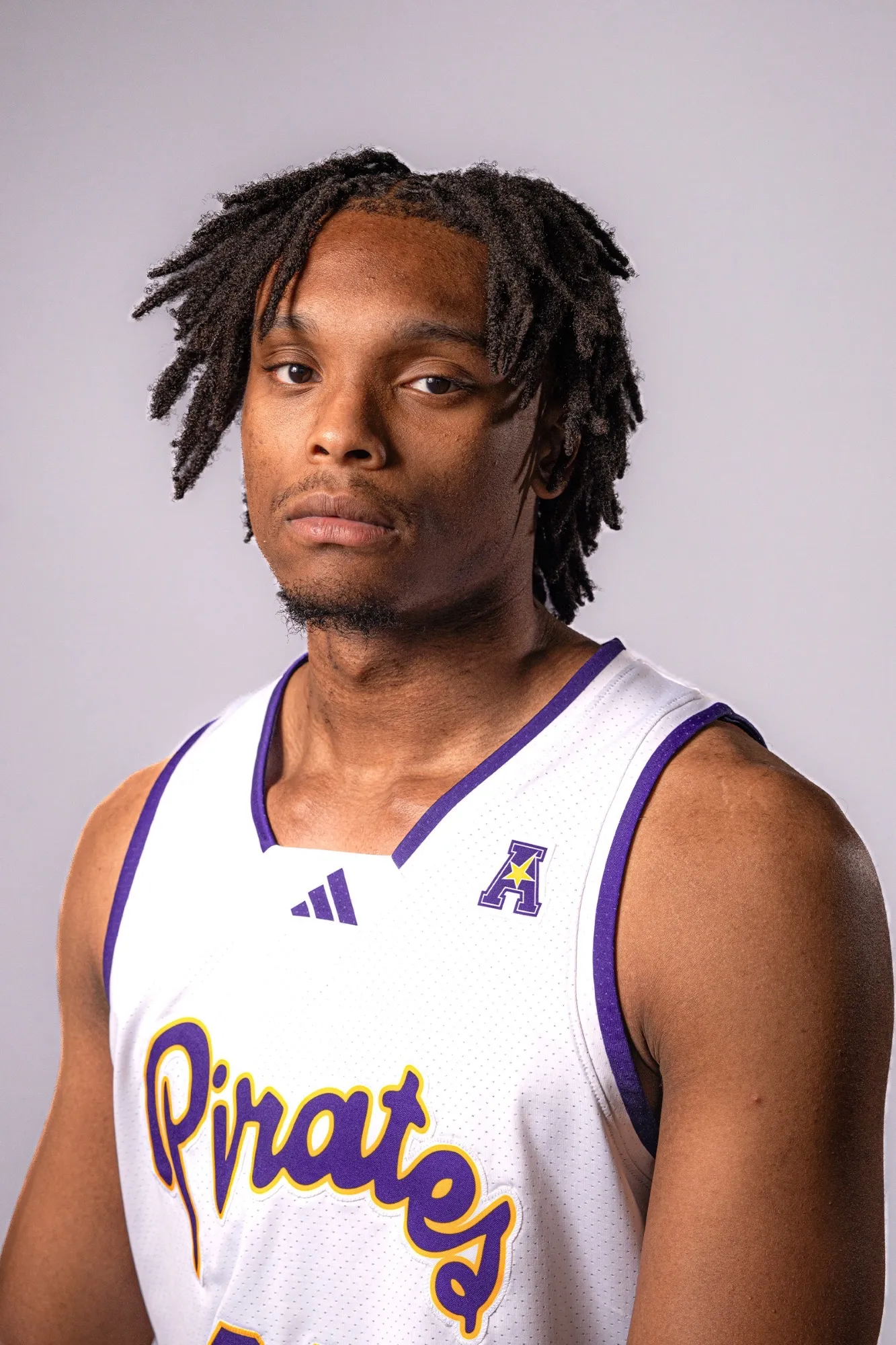 Matthew Hinton, Basketball, undefined