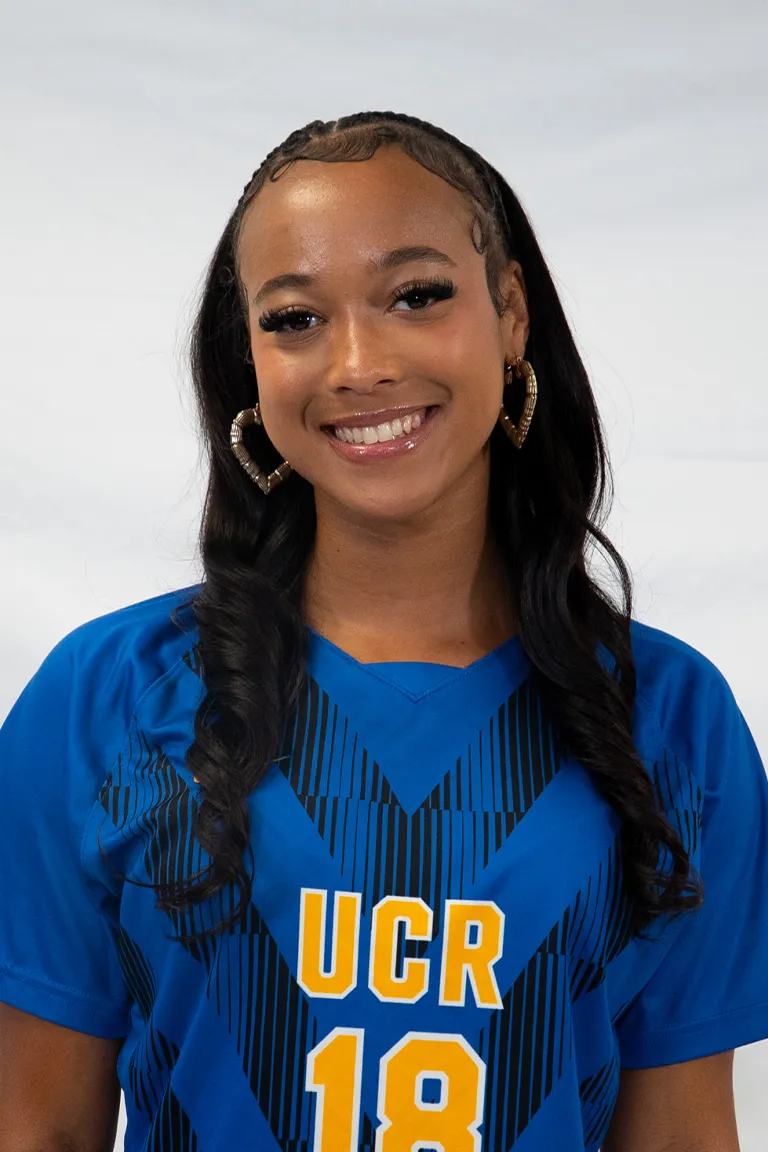 Mya Davis, Soccer, University of California, Riverside