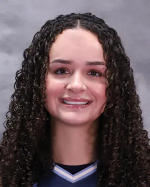 Gabrielle Cruz, Softball, undefined
