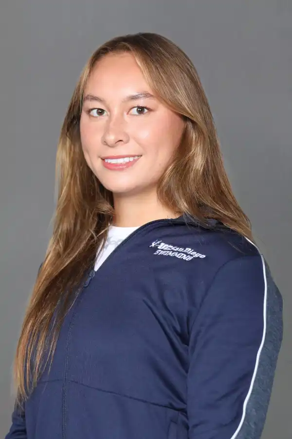 Edana Huang, Swimming & Diving, University of California, San Diego