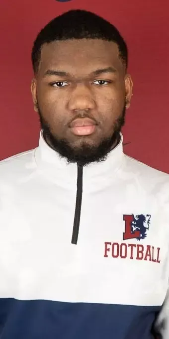 Zion Leonard, Football, Lyon College