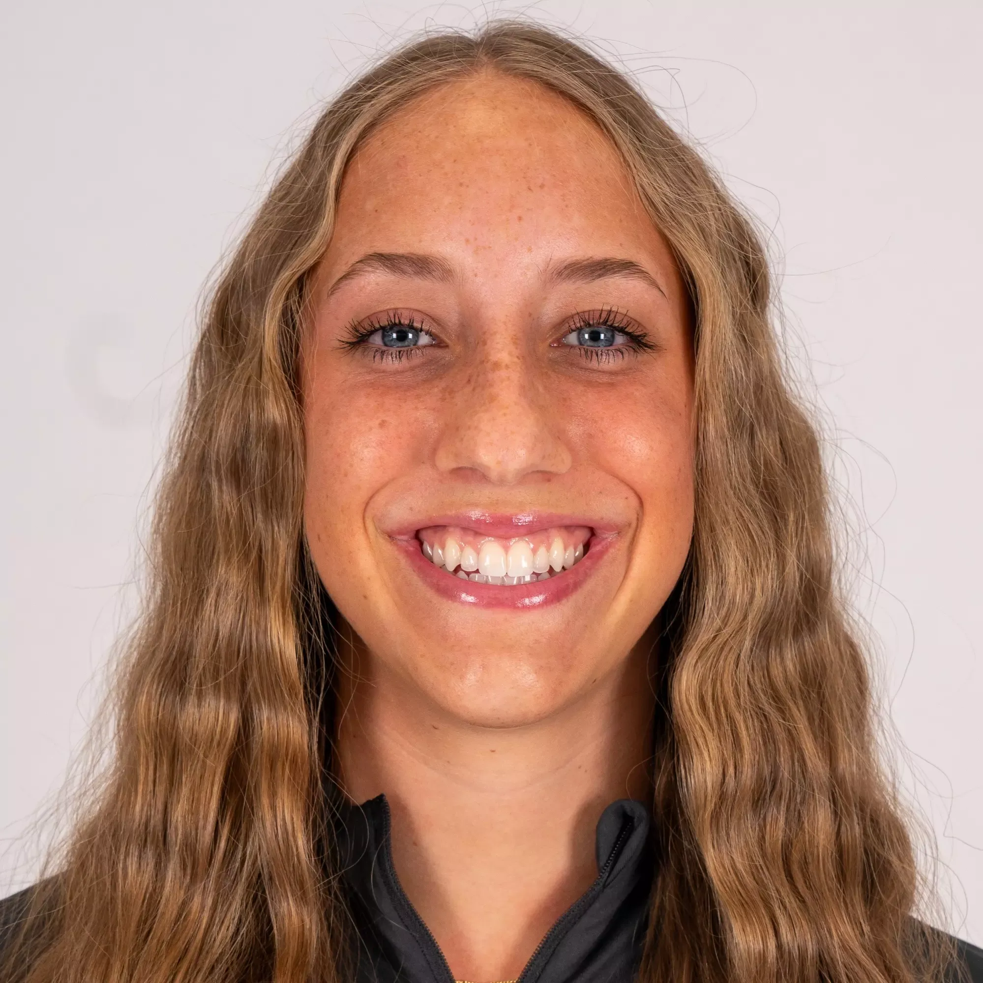 Jane Roos, Track and Field, Utah State University