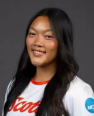 Adi Nhouyvanisvong, Soccer, Macalester College