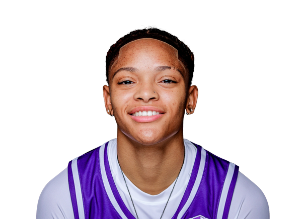 Chloe Mann, Basketball, undefined