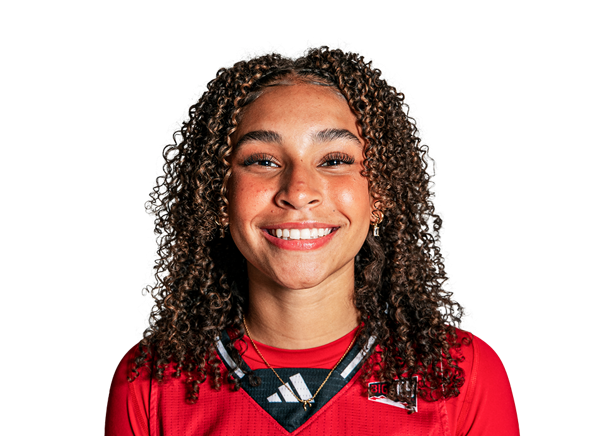 Madeline Gibbs, Basketball, undefined