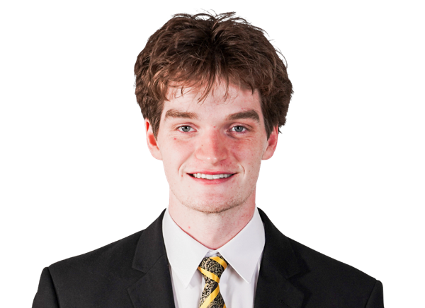 Ewan Steele, Basketball, undefined