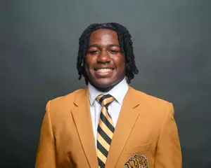 Kelly Smith Jr. - Verified College Athlete on RallyFuel NIL Platform Kelly Smith Jr.