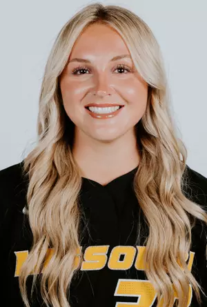 Jayci Kruse - Verified College Athlete on RallyFuel NIL Platform Jayci Kruse