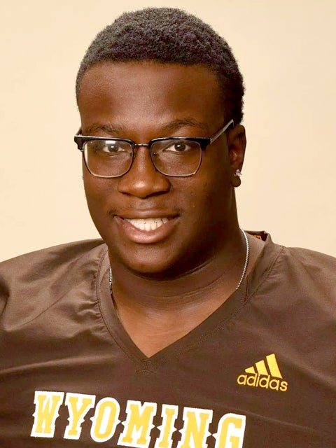 Gabriel Ikechukwu, Football, Wyoming