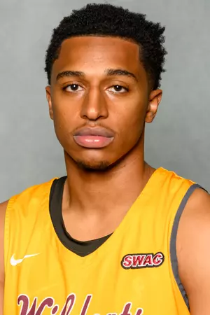 Seneca Willoughby, Basketball, undefined