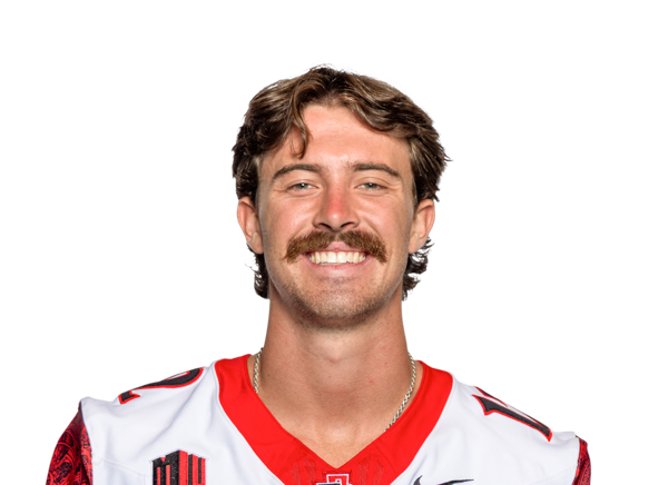 Kyle Crum, Football, undefined