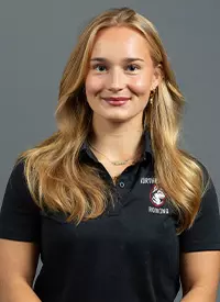 Stina Dewes - Verified College Athlete on RallyFuel NIL Platform Stina Dewes