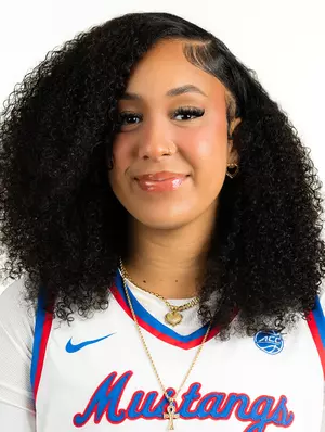 Jessica Peterson - Verified College Athlete on RallyFuel NIL Platform Jessica Peterson