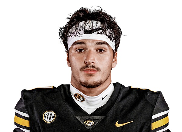 Anthony Favrow, Football, undefined