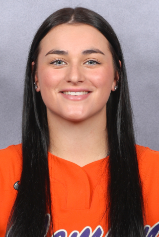 Julia Knowler, Softball, undefined