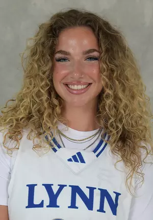 Gina Adams, Basketball, undefined