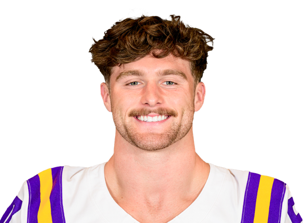 Dylan Carpenter, Football, undefined