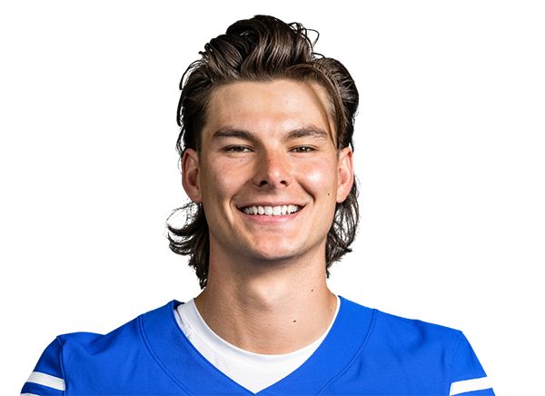 Cade Fennegan, Football, undefined