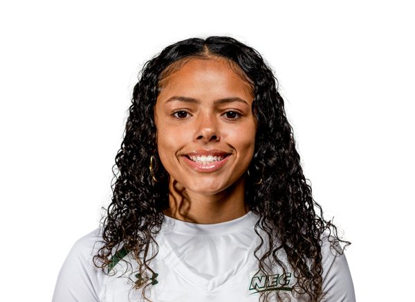 Cici Hernandez, Basketball, undefined