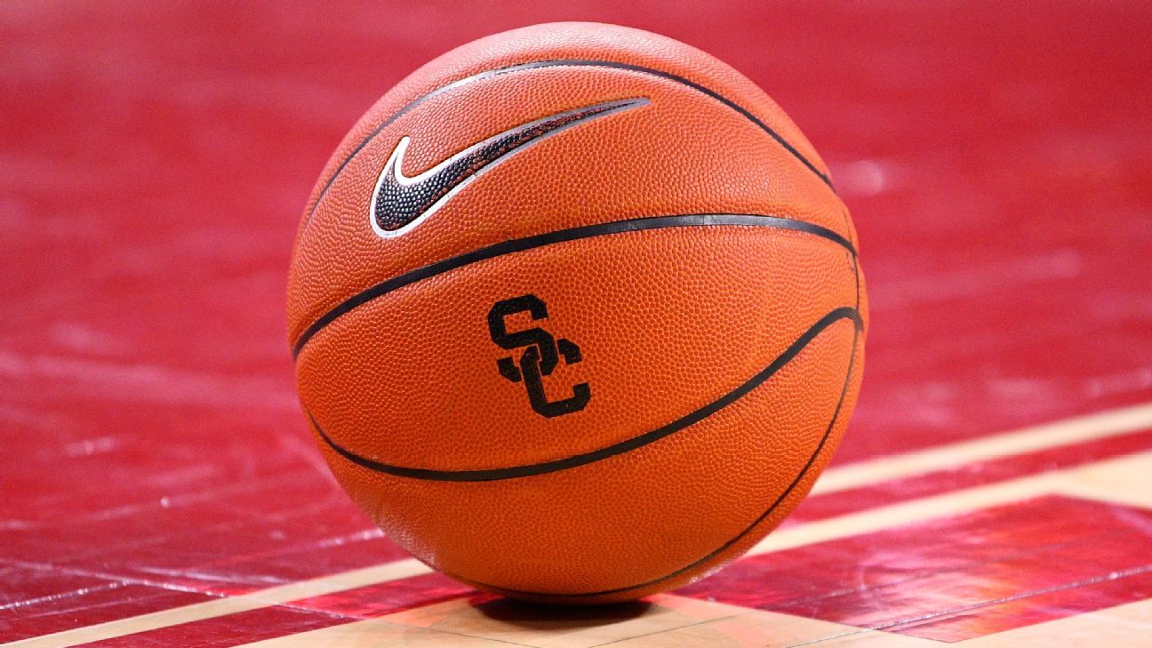 Jerry Easter II, Basketball, undefined