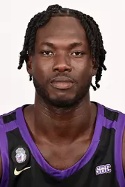 Ebenezer Dowuona, Basketball, James Madison