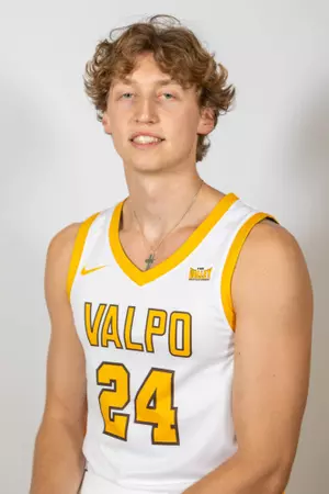 Isaiah Shaw, Basketball, Valparaiso