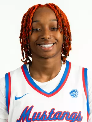 Nya Robertson photo