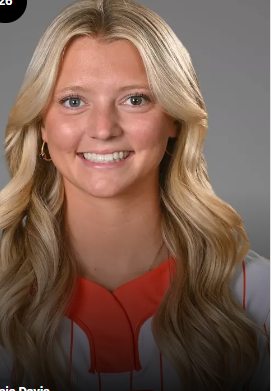 Rosie Davis, Softball, undefined