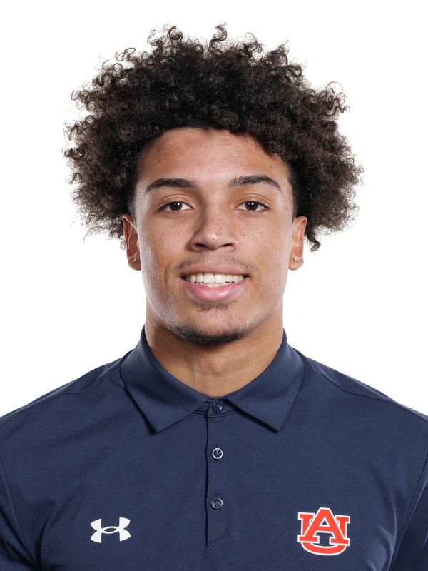 Donovan Starr - Verified College Athlete on RallyFuel NIL Platform Donovan Starr