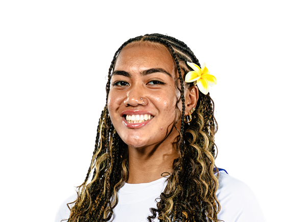 Adrienne Puletasi, Basketball, undefined