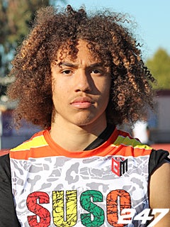 Lono Chouteau, Football, undefined