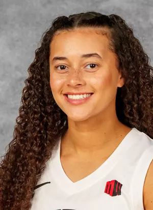 Kiara Jackson photo