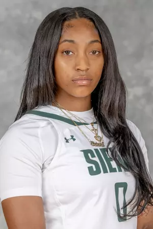 Ahniysha Jackson photo