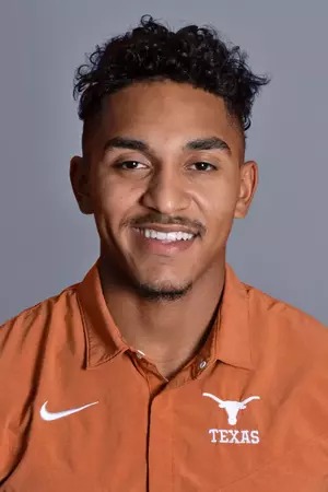 Nik Sanders photo