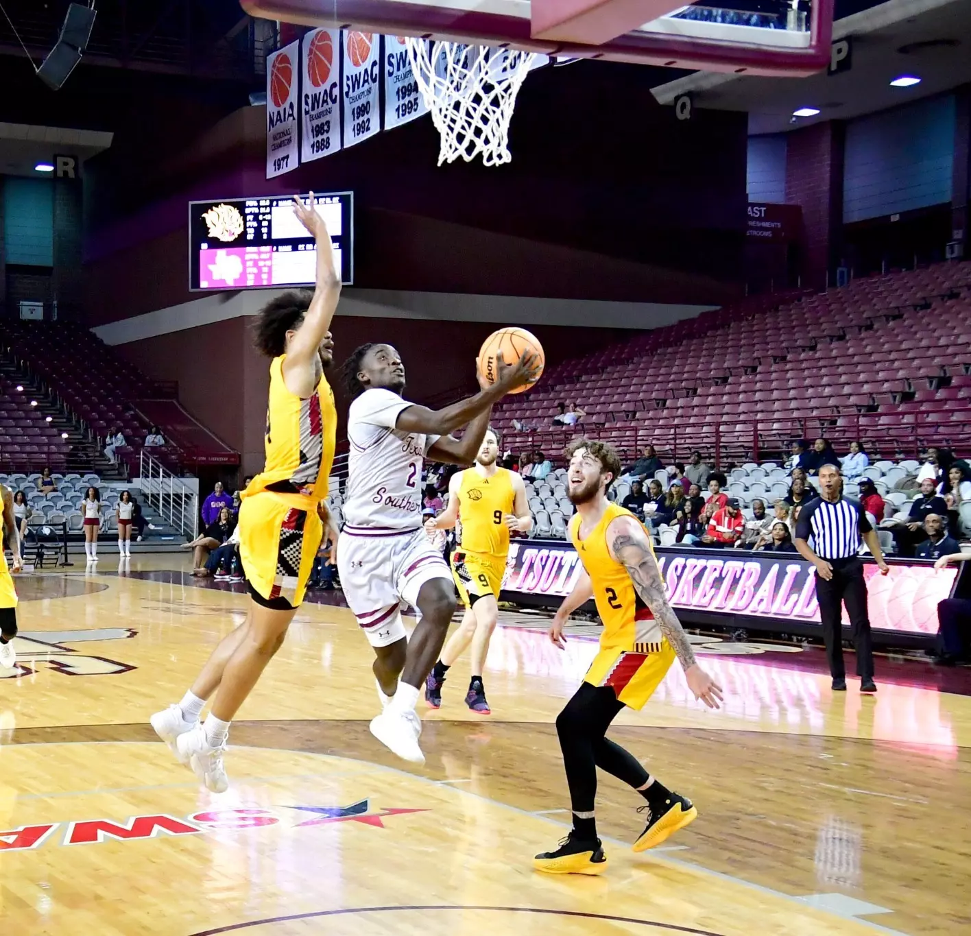 Kavion McClain, Basketball, undefined