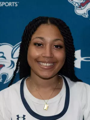 Tanae Arnold, Basketball, St. Thomas University