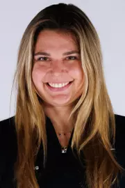 Nina Weeldreyer - Verified College Athlete on RallyFuel NIL Platform Nina Weeldreyer