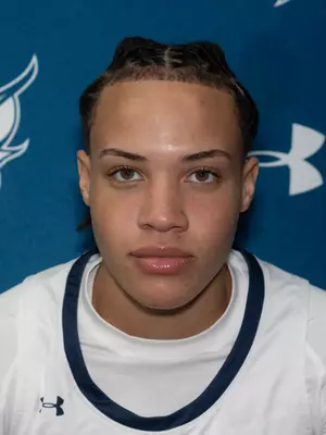 Maddie Scharrenberg, Basketball, St. Thomas University